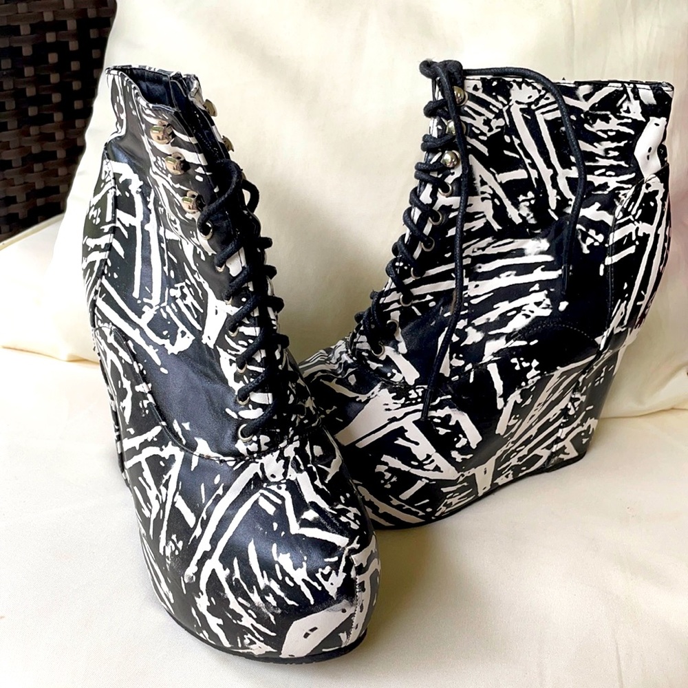 Bdonna Artsy platform shoes